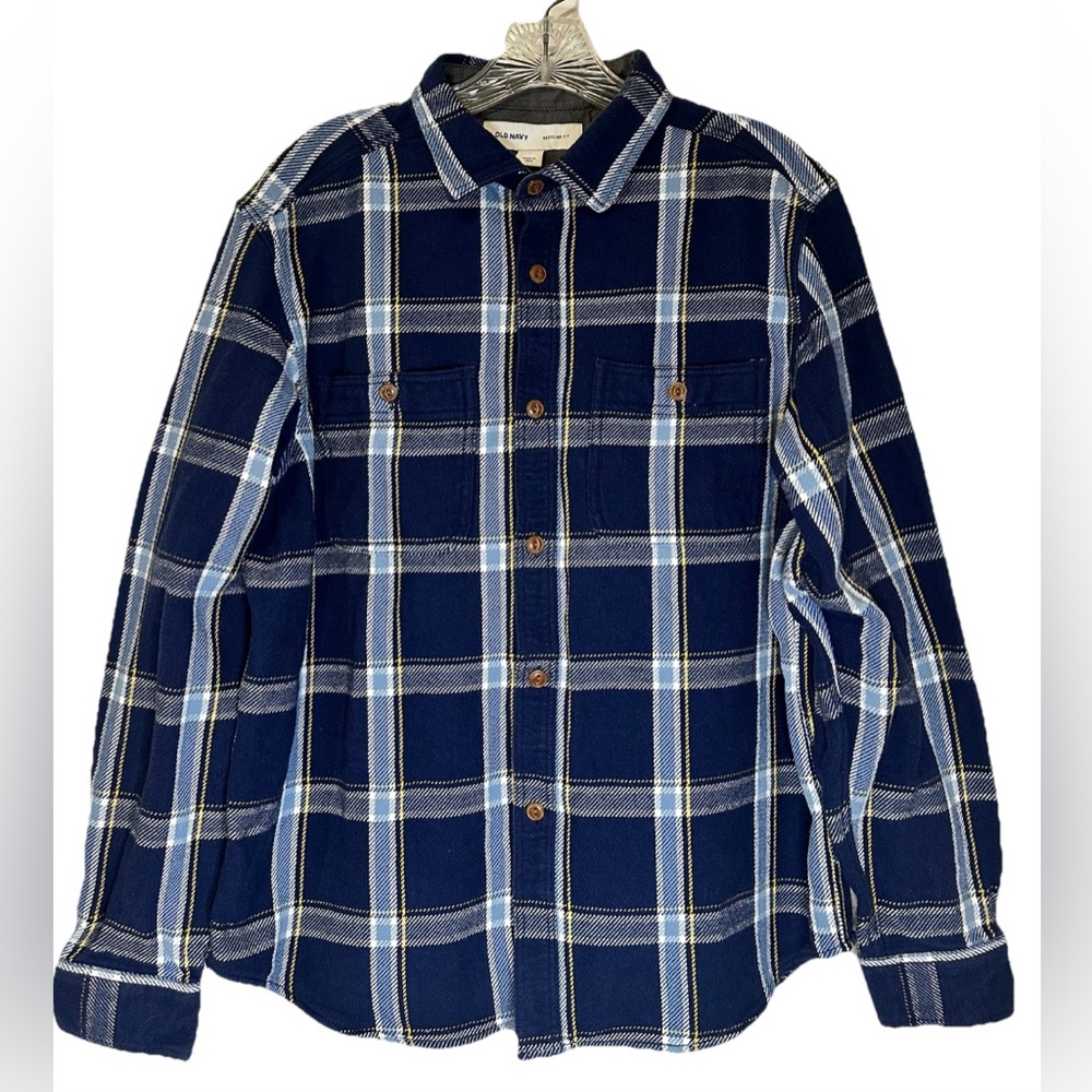 Old Navy Men's Large Blue Plaid Heavy Flannel Button Shirt Regular Fit Pockets L
